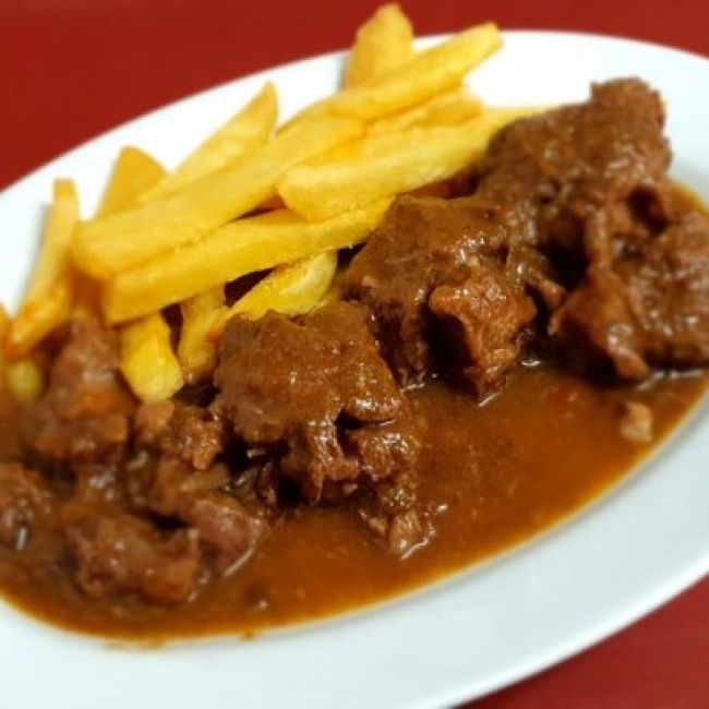 Comer rabo de toro en Madrid